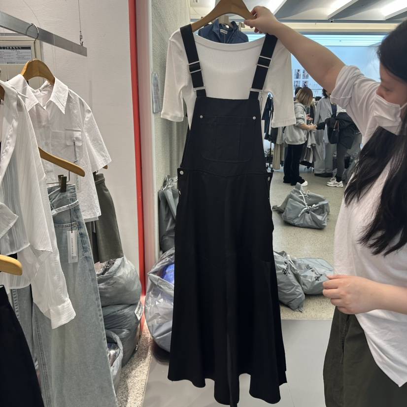 ATPZ直郵韓國代購㊣女裝新品推薦時尚人氣連衣裙不含內搭緞面ATTENTION PLEAES連衣裙