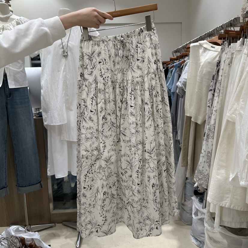 MELO直郵韓國代購㊣女裝新品人氣推薦時尚熱賣休閑25春夏長裙MELO長裙