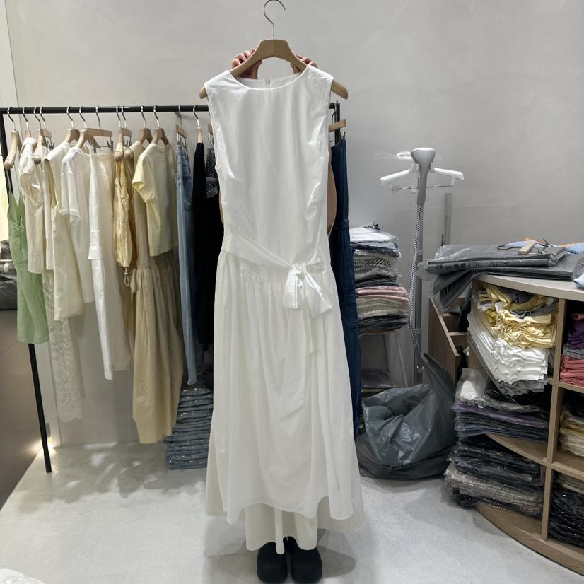 AURA直郵韓國代購㊣女裝新款人氣時尚25春夏熱賣休閑連衣裙Au ra連衣裙
