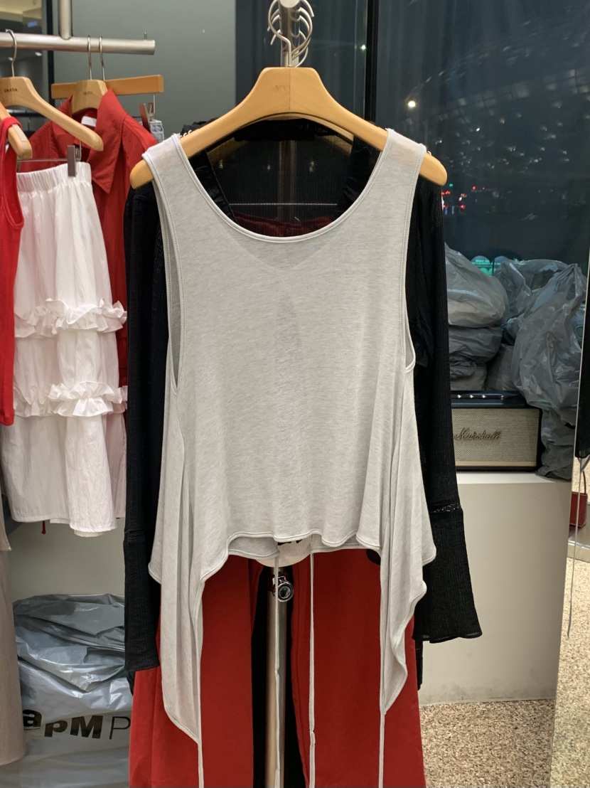VAARA韓國直郵㊣女裝新品人氣休閑推薦時尚25春夏熱賣吊帶背心VAARA吊帶/背心