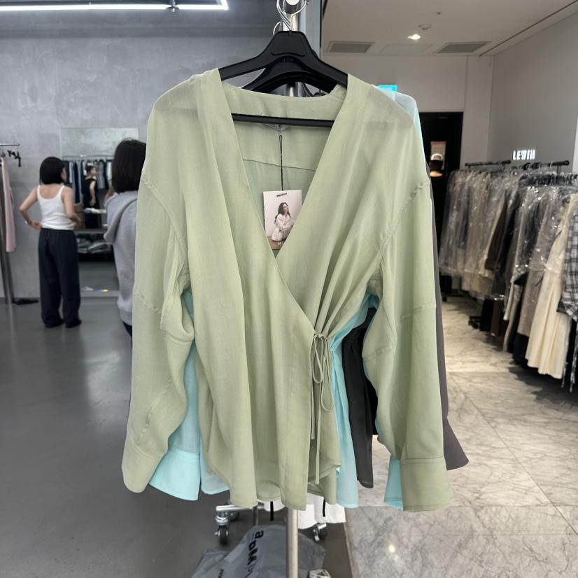MUTE-P韓國㊣直郵東大門代購女裝新品人氣25春夏襯衫蕾絲衫MUTE襯衫/蕾絲衫