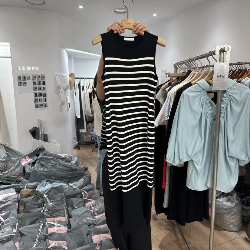 LEWIN韓國直郵㊣女裝新品熱賣休閑25春夏推薦人氣時尚連衣裙LEWIN連衣裙