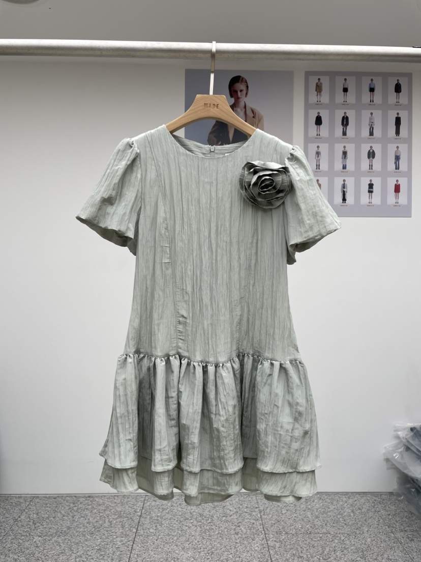MADE-P韓國直郵㊣女裝新品休閑25春夏推薦人氣熱賣時尚連衣裙MADE-P連衣裙