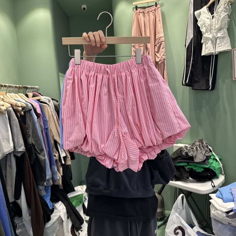 ROMANTIC NEWYORK韓國直郵㊣女裝新品休閑熱賣時尚推薦短褲ROMANTIC NEWYORK短褲