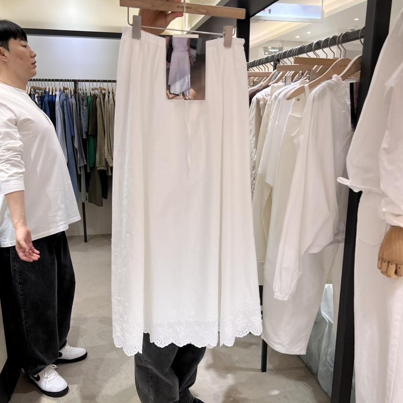 SELF SERVICE韓國直郵㊣女裝新款25春夏人氣時尚熱賣長裙刺繡SELF SERVICE長裙