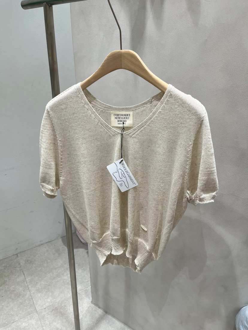 EVERCOMMERCE METICULOUSLY DESIGNED東大門代購女裝新款時尚針織衫EVERCOMMERCE METICULOUSLY DESIGNED針織衫
