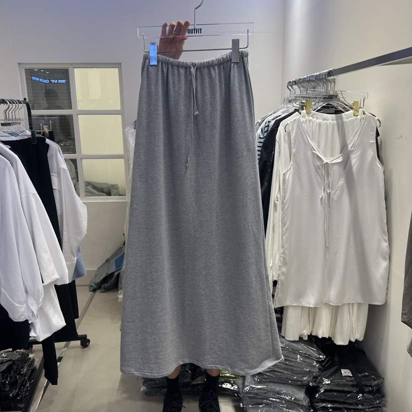 OUTFIT韓國代購女士新品熱賣時尚人氣25春夏真品推薦職業長裙OUTFIT長裙