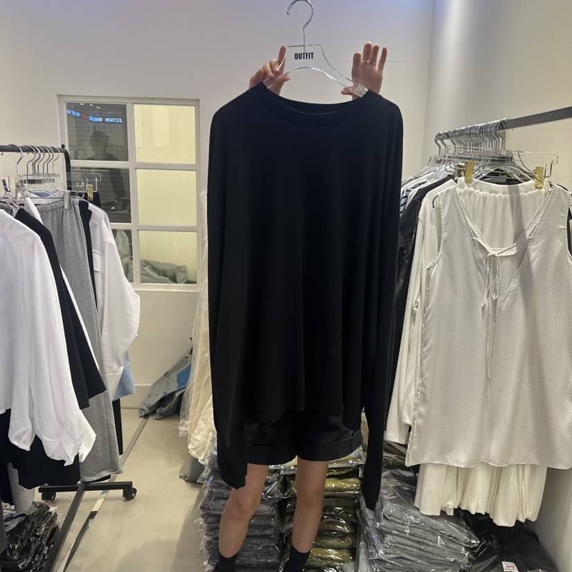 OUTFIT韓國代購女士新品真品推薦人氣熱賣25春夏時尚長袖T恤OUTFIT長袖T恤