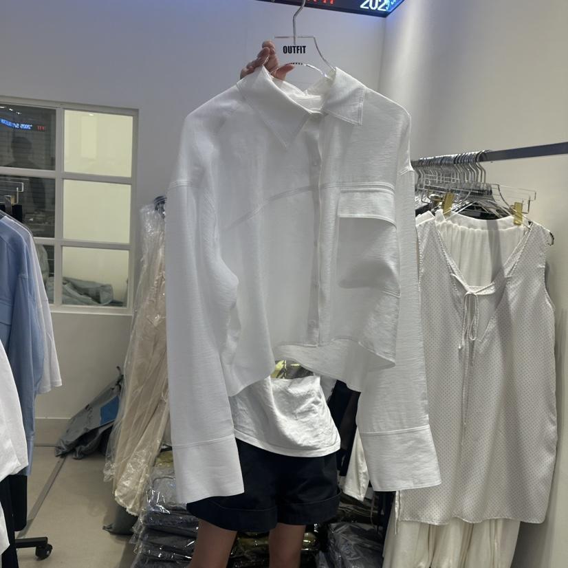 OUTFIT東大門直郵女士新品人氣25春夏推薦休閑襯衫蕾絲衫短款OUTFIT襯衫/蕾絲衫