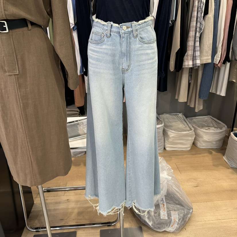 FLAMME TOIT韓國㊣直郵東大門代購女裝新品時尚25春夏牛仔褲FLAMME TOIT牛仔褲