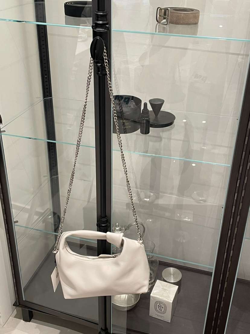 MUCH MORE東大門代購女裝新款人氣真品熱賣職業單肩斜跨包MUCH MORE單肩/斜跨包