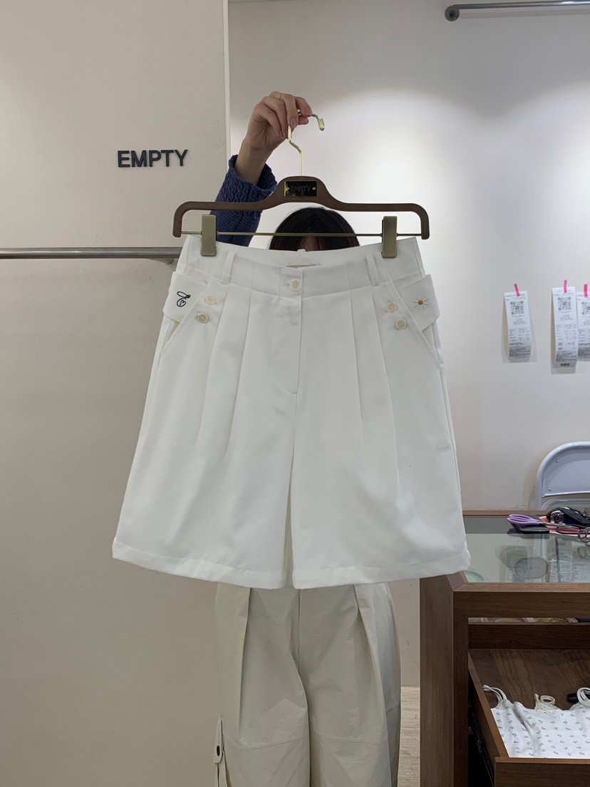 EMPTY東大門代購女士新款25春夏熱賣真品職業時尚推薦短褲刺繡EMPTY短褲