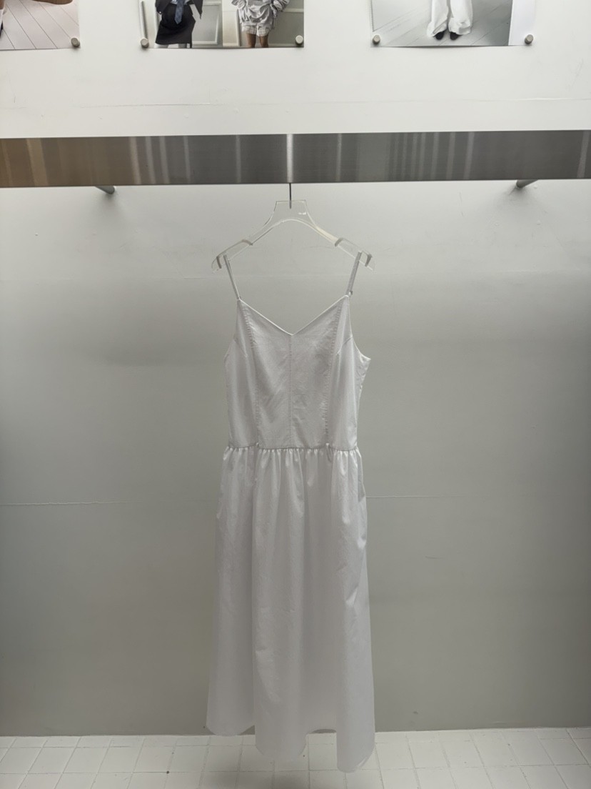 AMOOD東大門實拍女裝新品推薦25春夏人氣休閑熱賣時尚連衣裙AMOOD連衣裙
