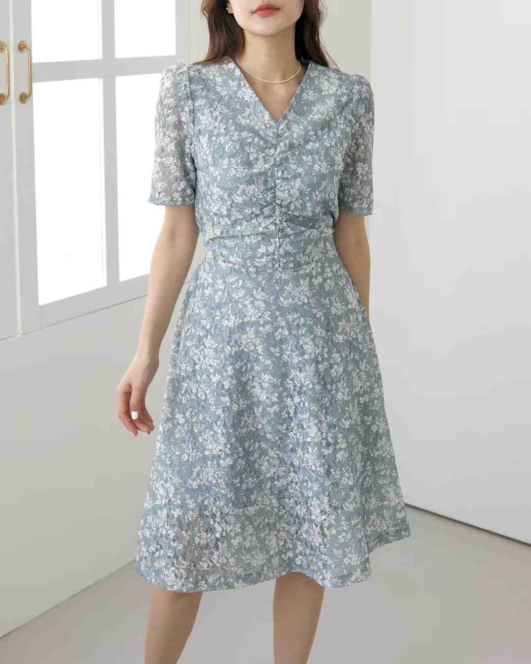 시선집중-T東大門實拍女裝新品熱賣25春夏休閑時尚真品連衣裙시선집중-T連衣裙