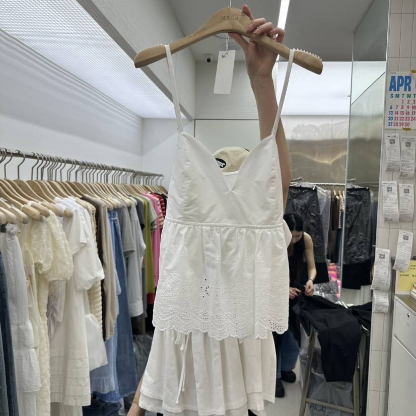 MIXXIN韓國直郵女士新品人氣職業推薦時尚真品熱賣吊帶背心MIXXIN吊帶/背心