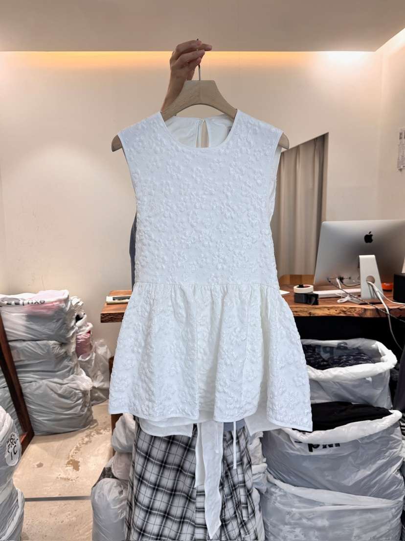 FRIC東大門實拍女士新品人氣時尚休閑真品推薦職業吊帶背心FRIC吊帶/背心