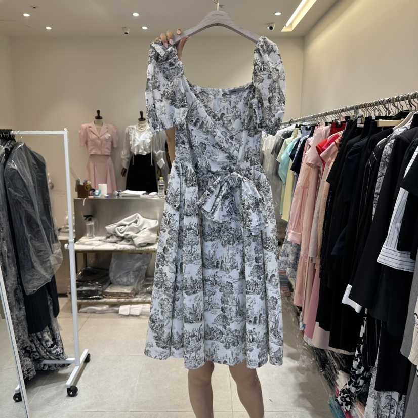 INNO韓國直郵㊣女裝新品人氣熱賣休閑25春夏時尚推薦連衣裙INNO連衣裙