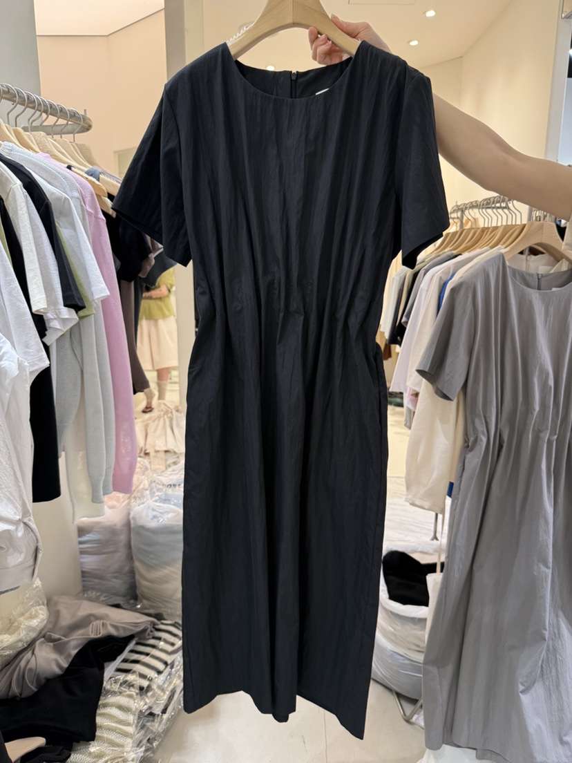 YIKHO STYLE東大門直郵女士新款真品職業推薦25春夏連衣裙YIKHO STYLE連衣裙