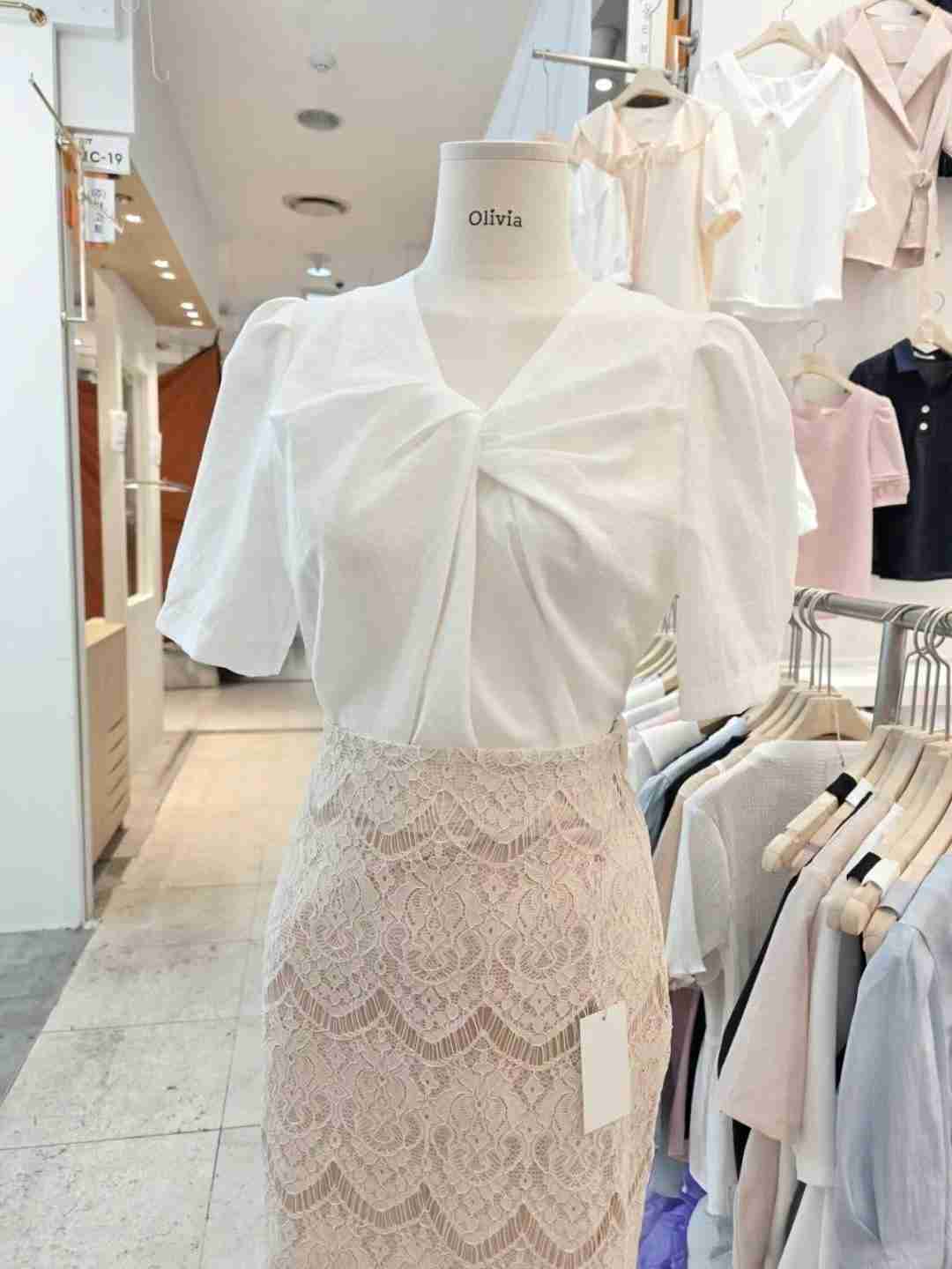 OLIVIA韓國直郵㊣女裝新品熱賣時尚推薦人氣25春夏襯衫蕾絲衫OLIVIA襯衫/蕾絲衫