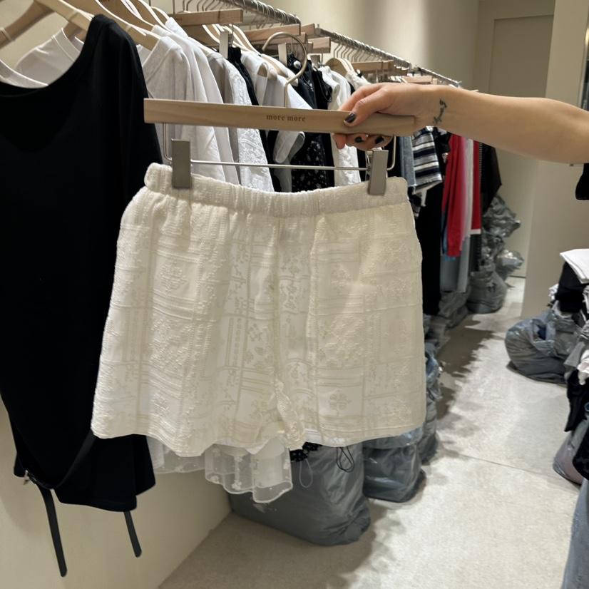 MOREMORE東大門直郵女裝新品真品熱賣推薦時尚人氣25春夏短褲more more短褲