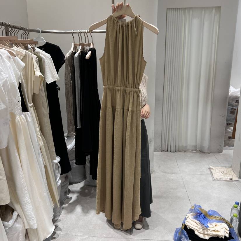 GLOW AND NYMPH韓國直郵㊣東大門實拍女裝新品時尚連衣裙GLOW AND NYMPH連衣裙
