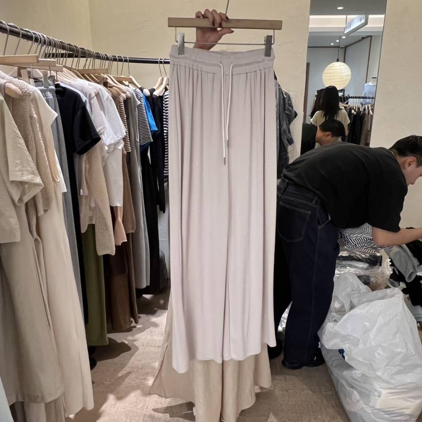 W AND J韓國直郵㊣東大門實拍女裝新品時尚推薦人氣休閑褲W AND J休閑褲