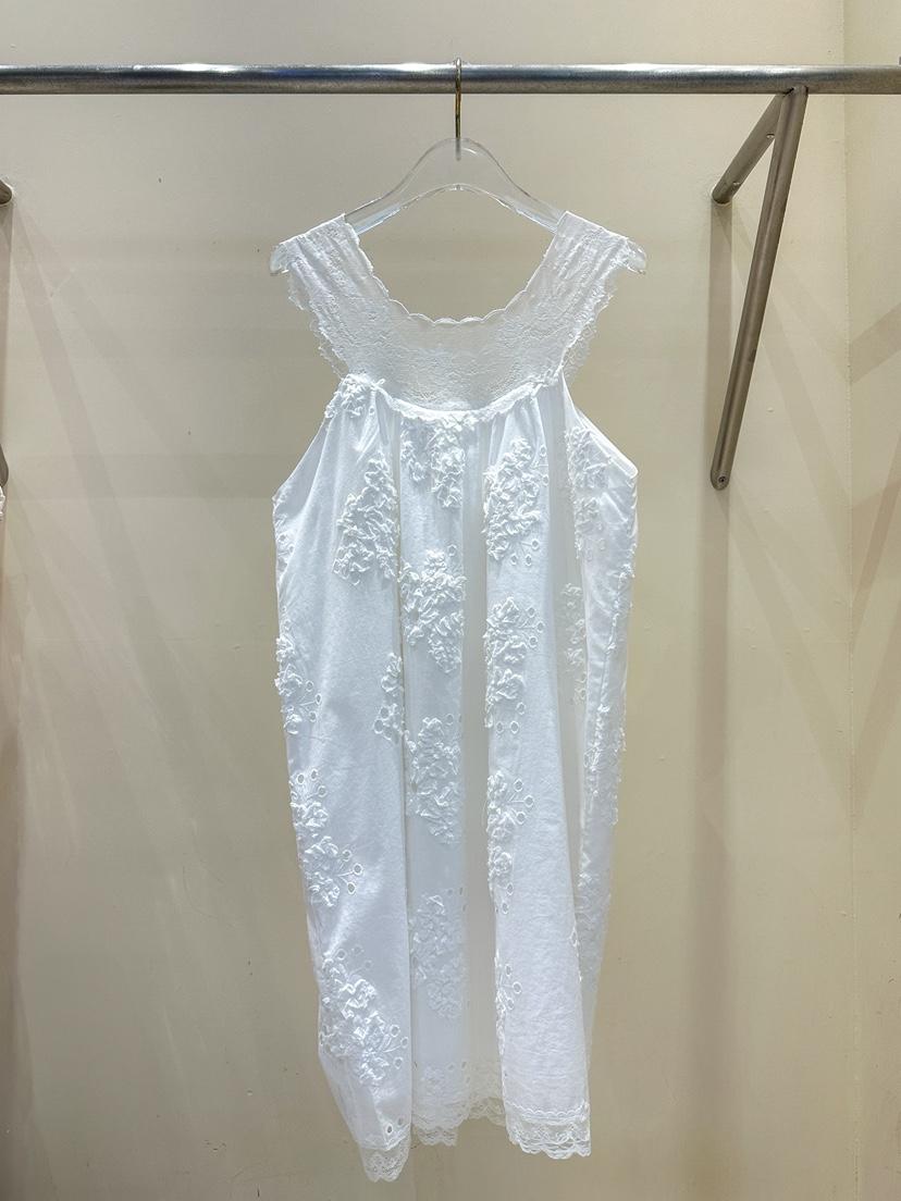 81 MARKET-L韓國㊣直郵東大門代購女裝新品25春夏人氣連衣裙81 MARKET-L連衣裙