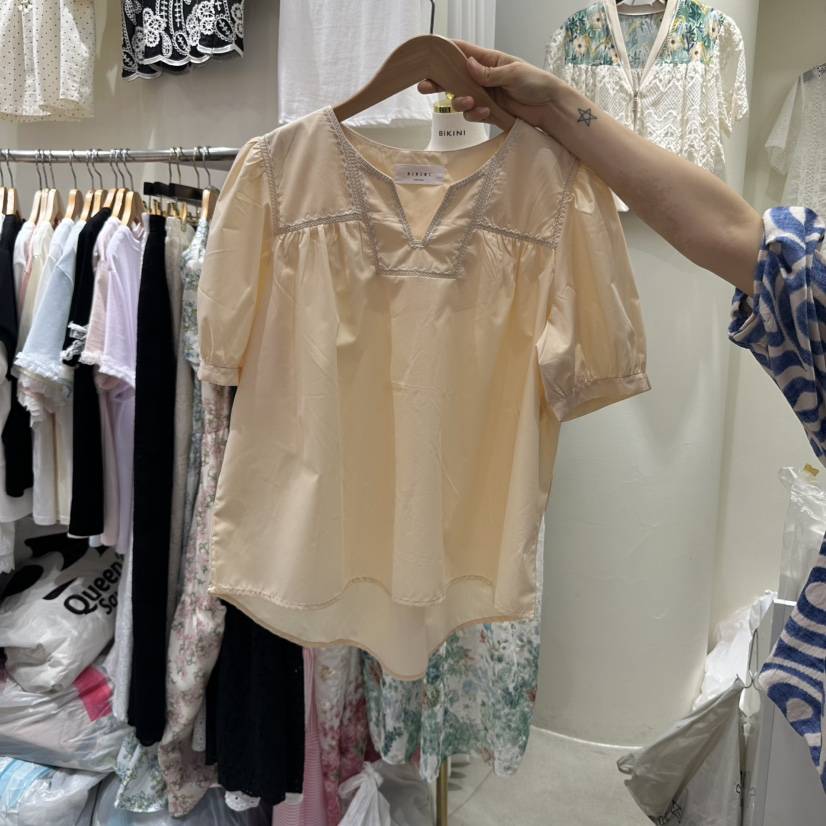 BIKINI韓國直郵㊣東大門實拍女裝新品時尚推薦人氣襯衫蕾絲衫BIKINI襯衫/蕾絲衫