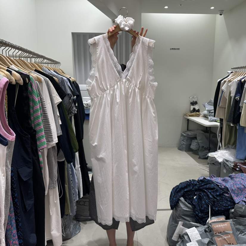 URBANE-P韓國直郵女士新款時尚職業推薦真品熱賣人氣連衣裙URBANE-P連衣裙