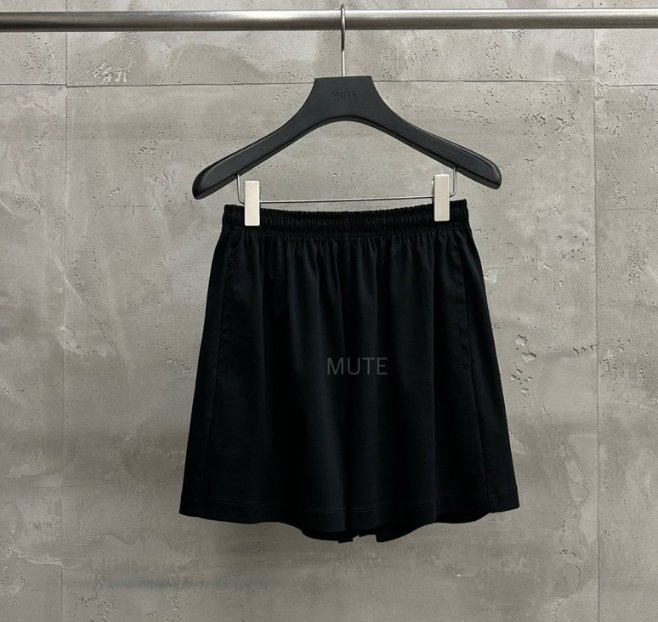 MUTE-P韓國直郵女裝新品時尚人氣休閑真品25春夏推薦職業短褲MUTE短褲