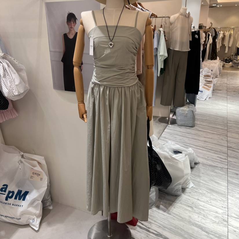 YUNBAL韓國代購㊣女裝新品時尚真品推薦職業25春夏人氣連衣裙YUNBAL連衣裙
