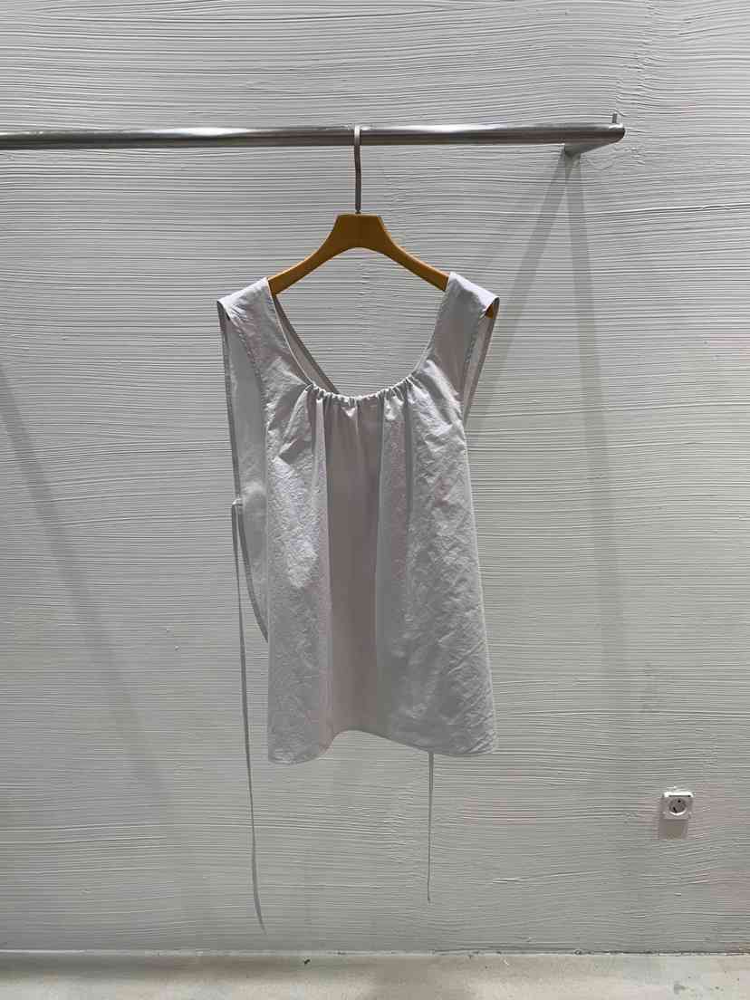 LUCY SALON韓國代購㊣女裝新品職業休閑推薦熱賣人氣吊帶背心LUCY SALON吊帶/背心