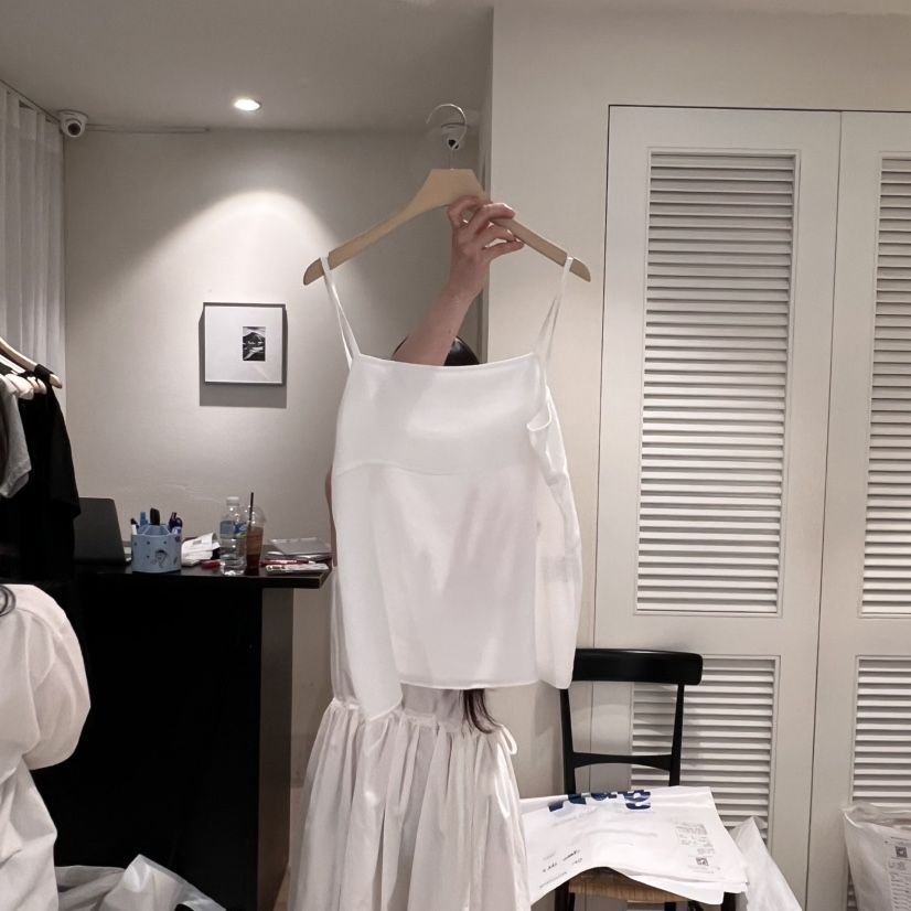 MONIQUE韓國代購㊣女裝新款時尚休閑熱賣職業推薦人氣吊帶背心MONIQUE吊帶/背心