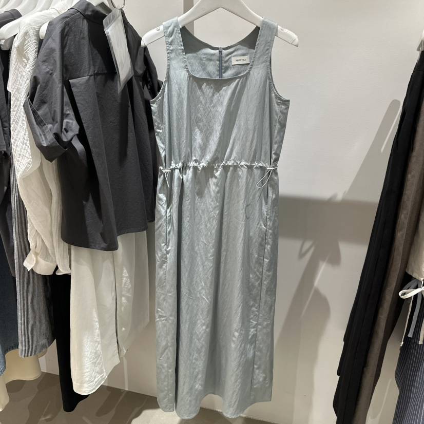 HELVETICA韓國代購㊣女裝新款時尚人氣推薦職業休閑25春夏連衣裙HELVETICA連衣裙