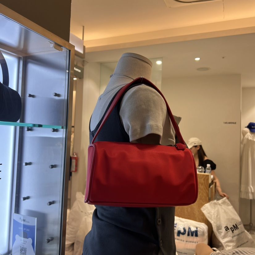 FAVE東大門㊣實拍女士新品熱賣人氣推薦休閑真品手拿包腋下包FAVOURITE手拿包/腋下包