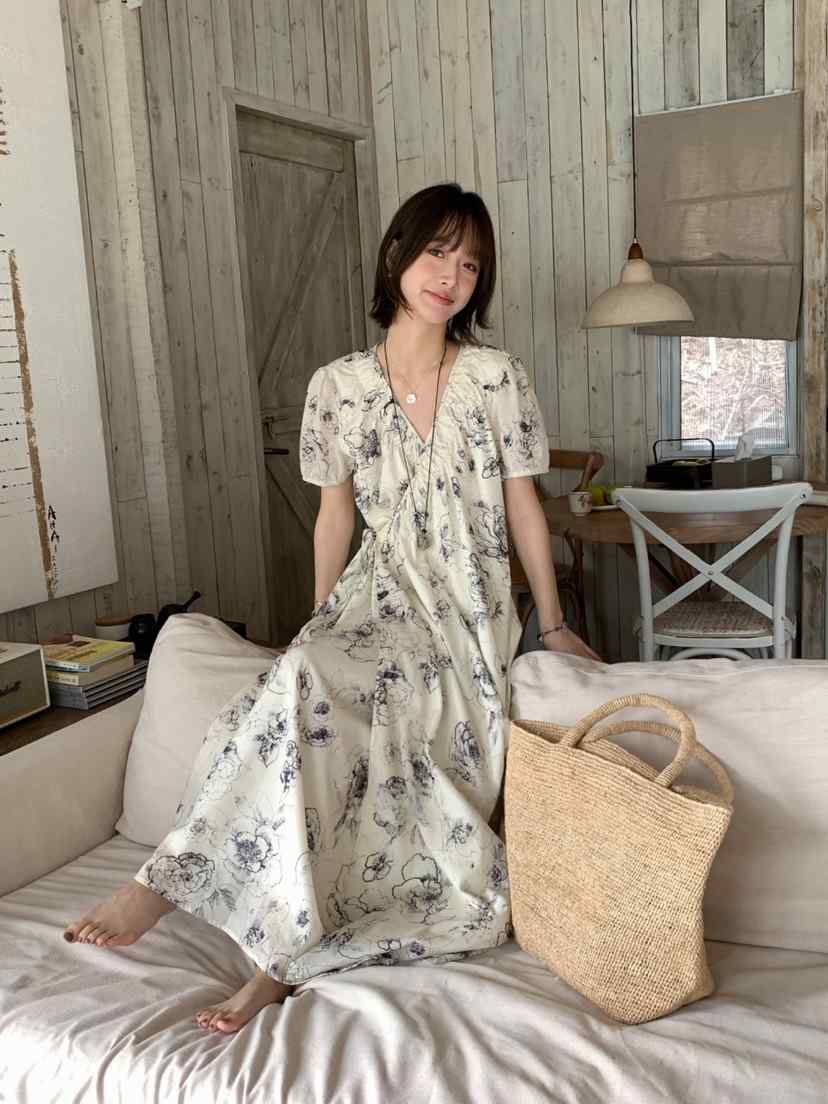 HER東大門㊣實拍女裝新品職業人氣休閑時尚推薦熱賣真品連衣裙HER連衣裙