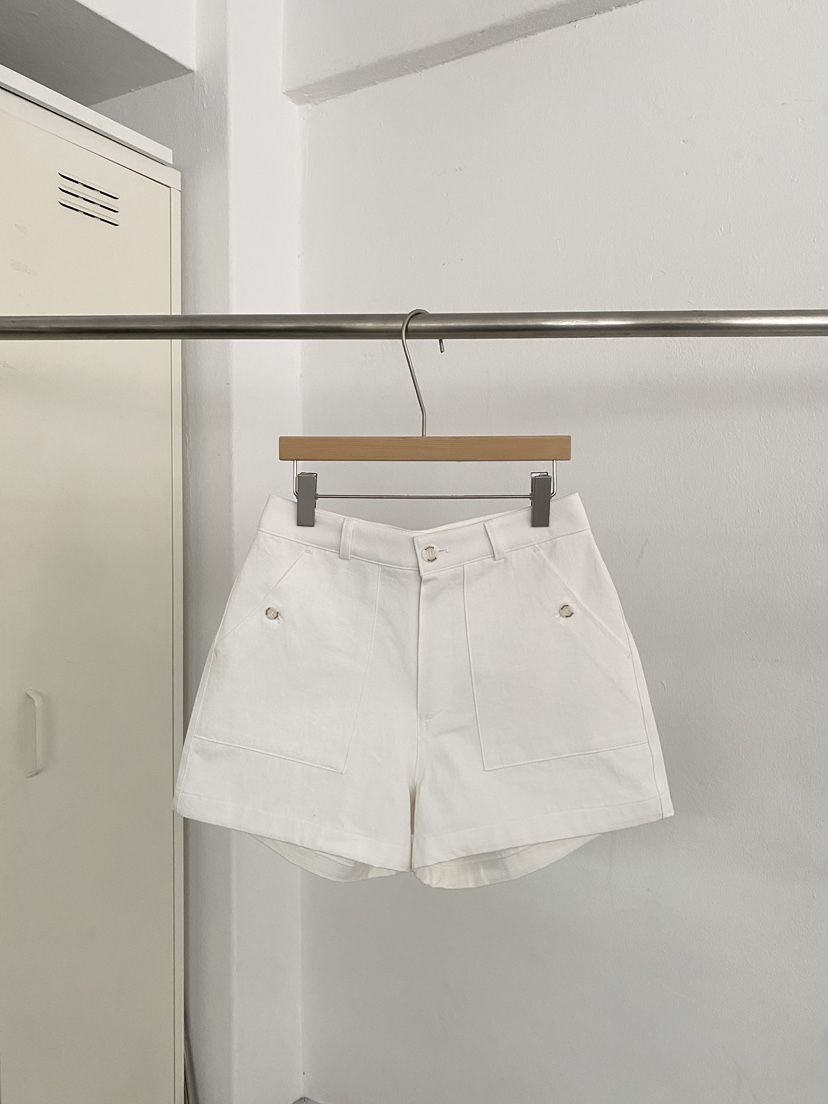 BOUTIQUE SEOUL-P韓國代購㊣女裝新款熱賣職業推薦真品短褲But ton/BOUTIQUE SEOUL短褲
