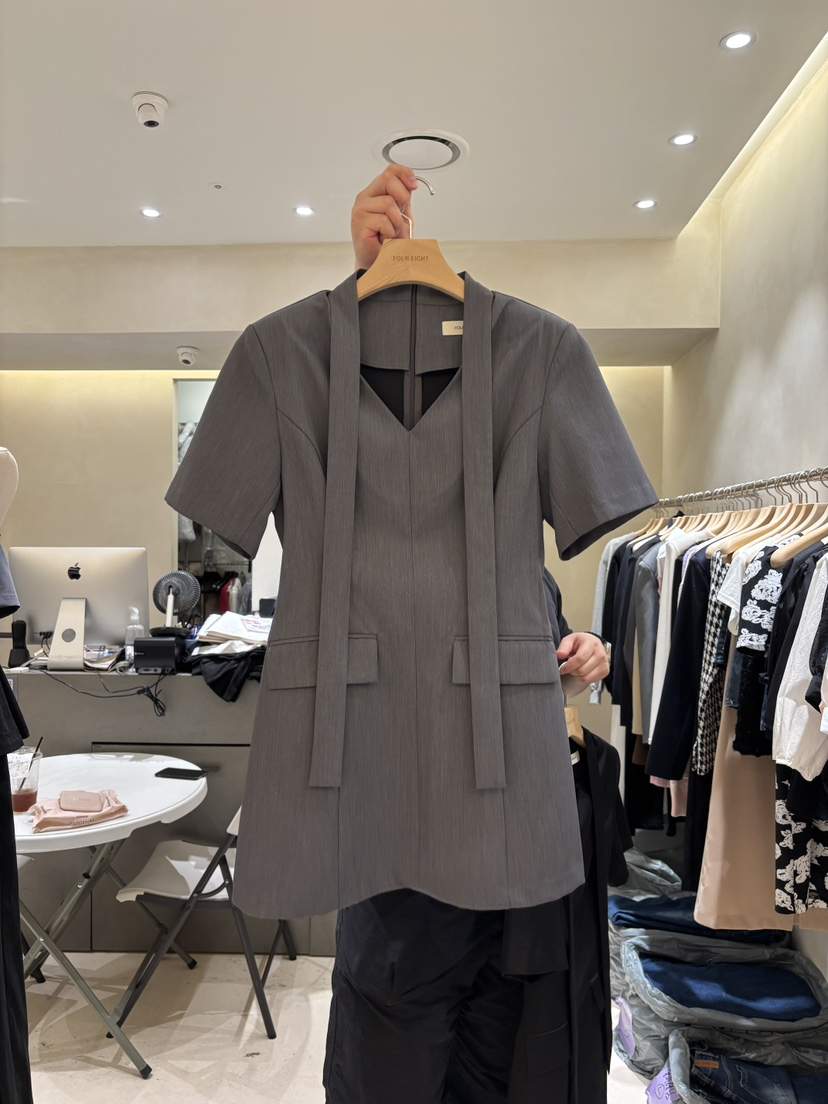 FOUREIGHT東大門㊣代購女裝新品人氣熱賣25春夏推薦套裝含脖帶FOUR EIGHT套裝