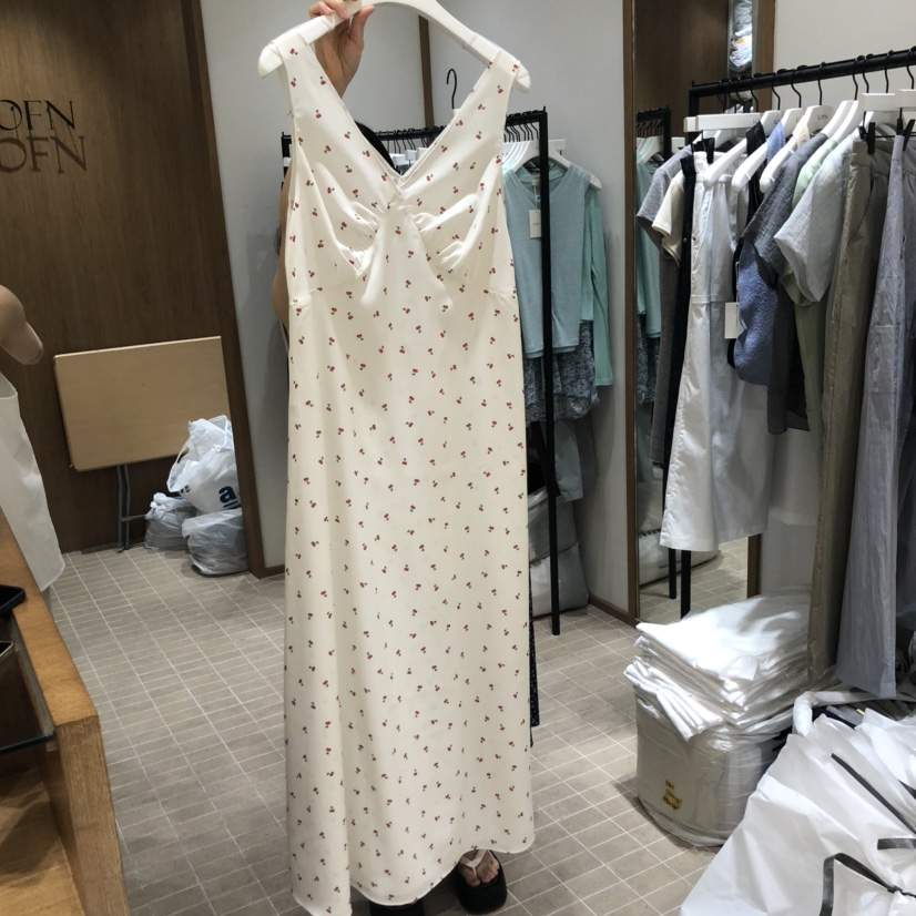 LOFN東大門㊣代購女士新款休閑時尚推薦職業真品人氣連衣裙LOFN連衣裙
