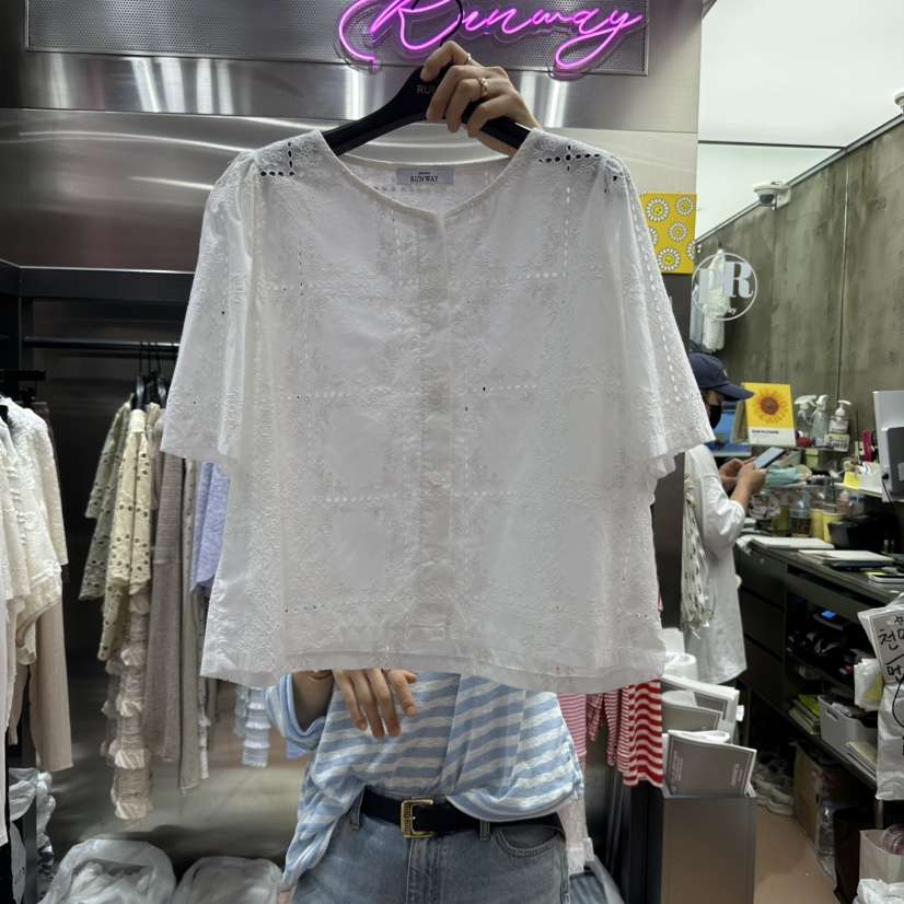 RUNWAY-런웨이韓國直郵㊣女裝新品25春夏時尚襯衫蕾絲衫刺繡RUNWAY襯衫/蕾絲衫