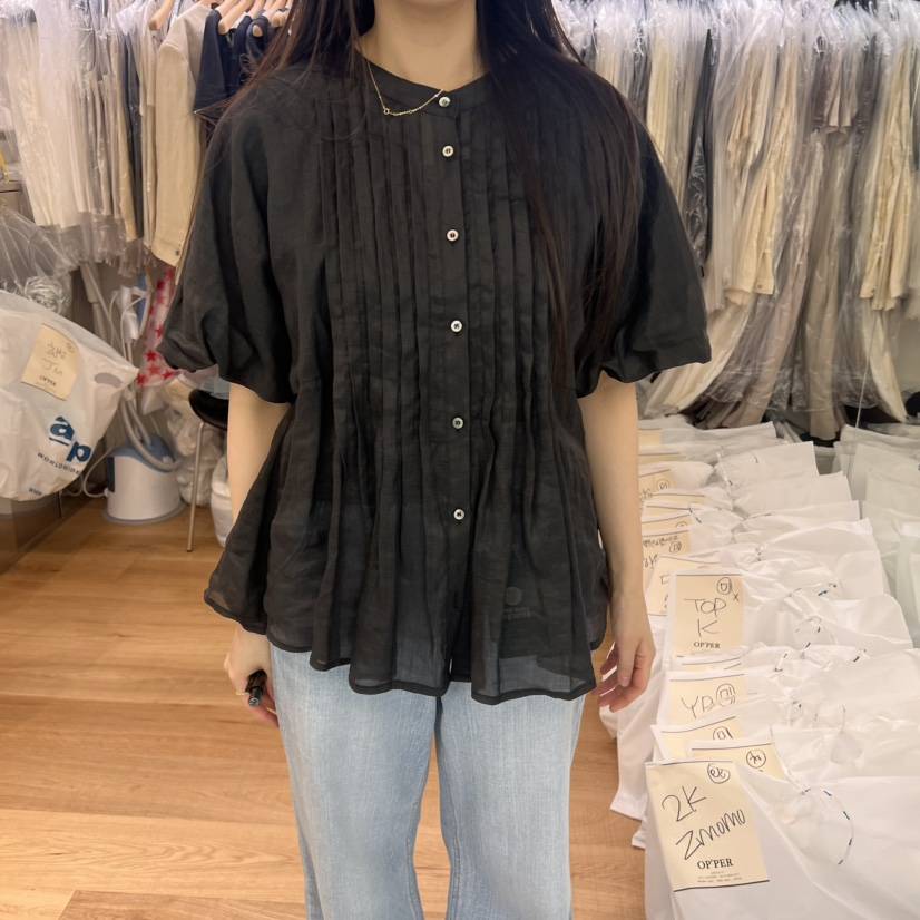 OP PER東大門㊣實拍女裝新款25春夏真品職業時尚襯衫蕾絲衫OPPER-simplebeige襯衫/蕾絲衫