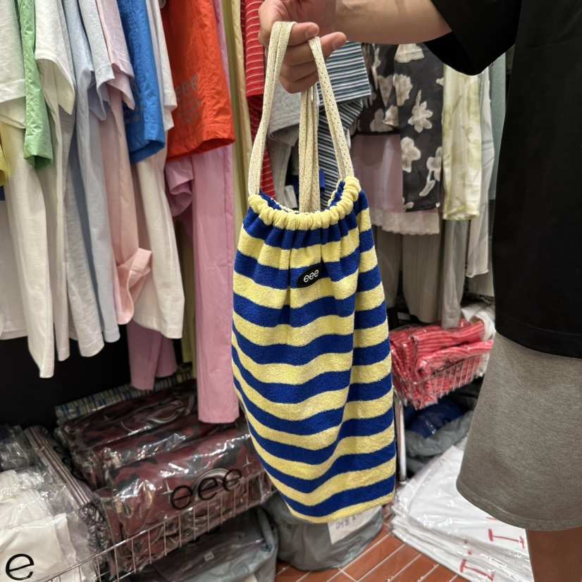 E/E/E韓國直郵㊣女裝新品職業時尚推薦人氣休閑25春夏雙肩背包E/E/E雙肩背包