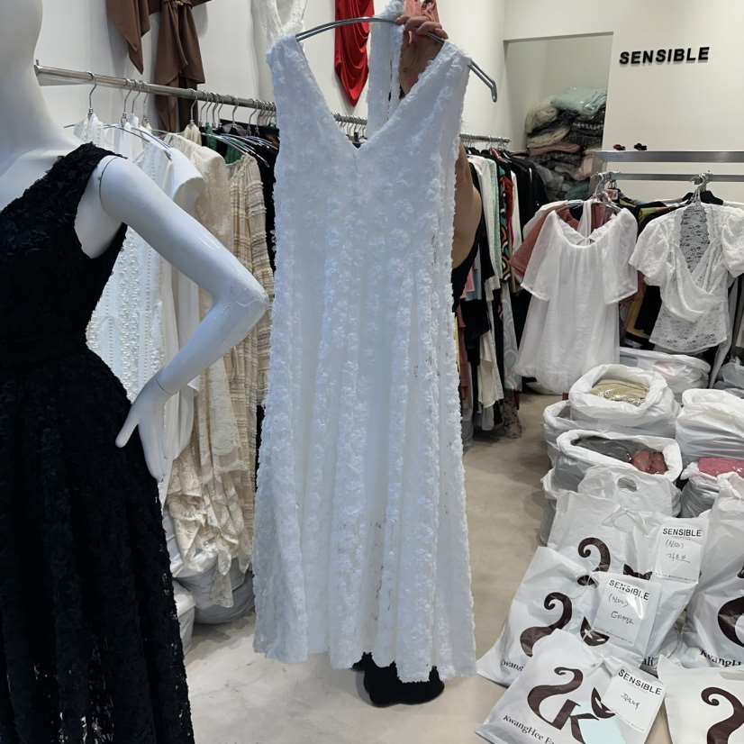 SENSIBLE-S韓國代購㊣女裝新款休閑25春夏連衣裙含腰帶刺繡SENSIBLE連衣裙