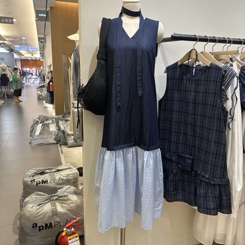 WINSOME東大門㊣實拍女士新款25春夏時尚熱賣真品連衣裙含脖帶WINSOME連衣裙