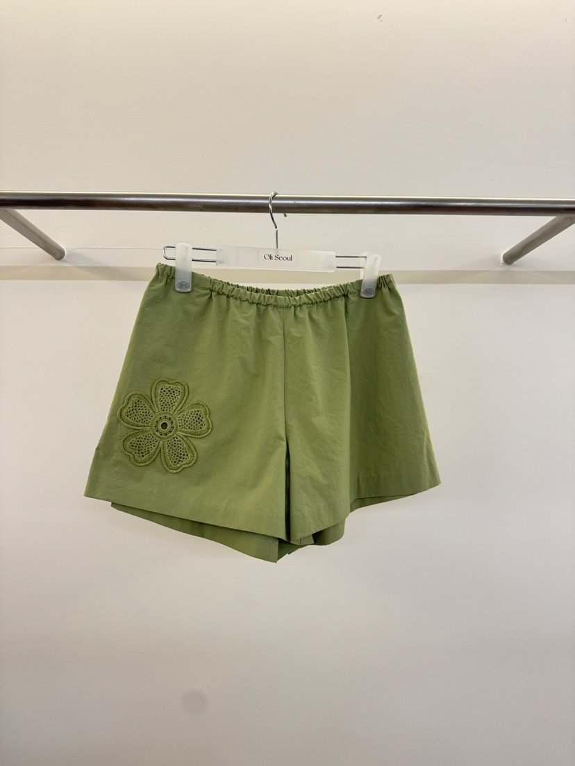 OLI SEOUL東大門㊣直郵女裝新品休閑人氣真品職業25春夏短褲OLI SEOUL短褲