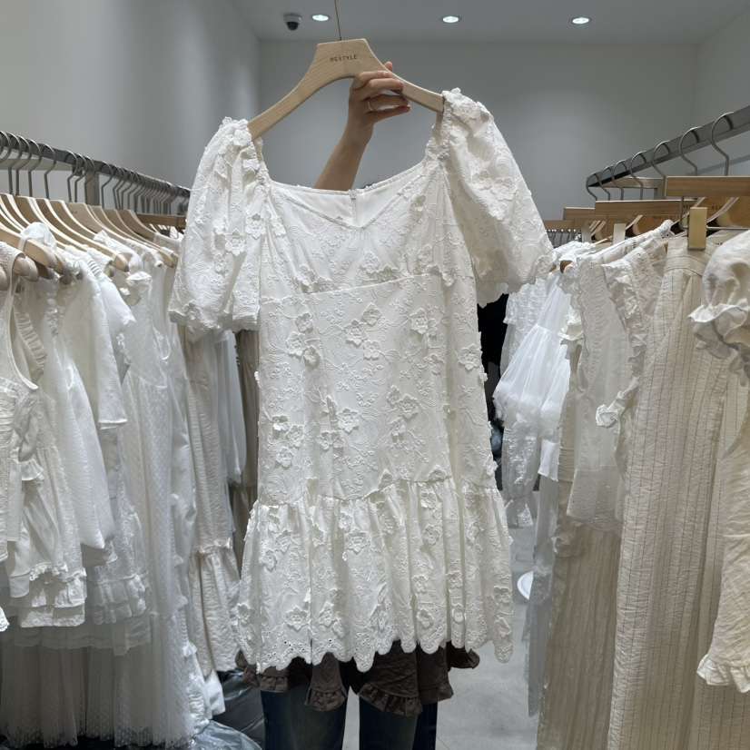 RE STYLE-Q東大門㊣實拍女裝新品人氣25春夏休閑連衣裙刺繡RE STYLE連衣裙