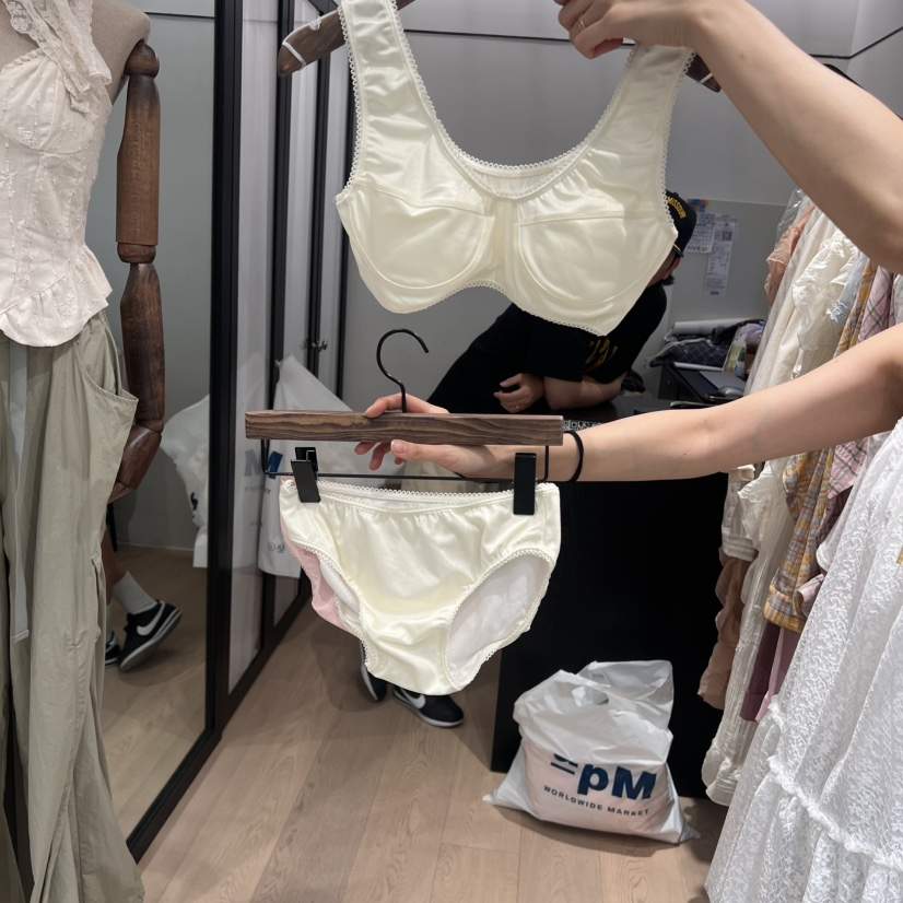 LOVE PULL東大門㊣直郵女裝新品熱賣職業人氣推薦25春夏泳裝LOVE PULL泳裝