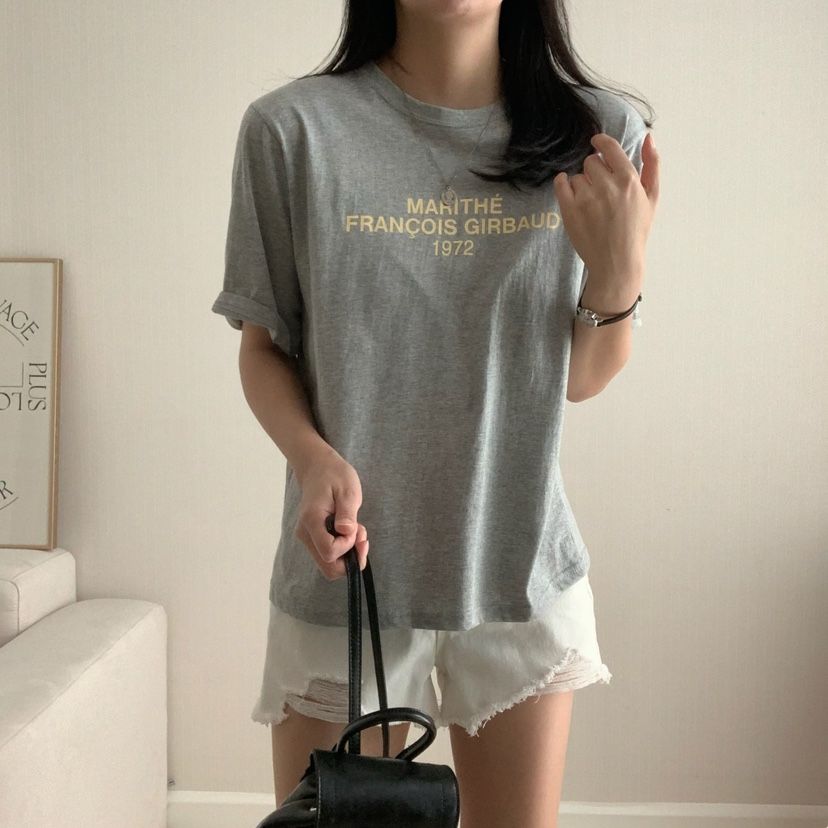 HELLO JINI東大門㊣實拍女裝新品真品人氣熱賣時尚推薦T恤HELLO JINIT恤