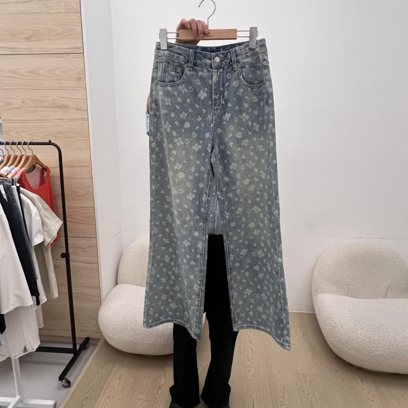 DRESS ROOM東大門㊣實拍女士新款推薦真品熱賣職業牛仔褲花朵DRESS ROOM牛仔褲