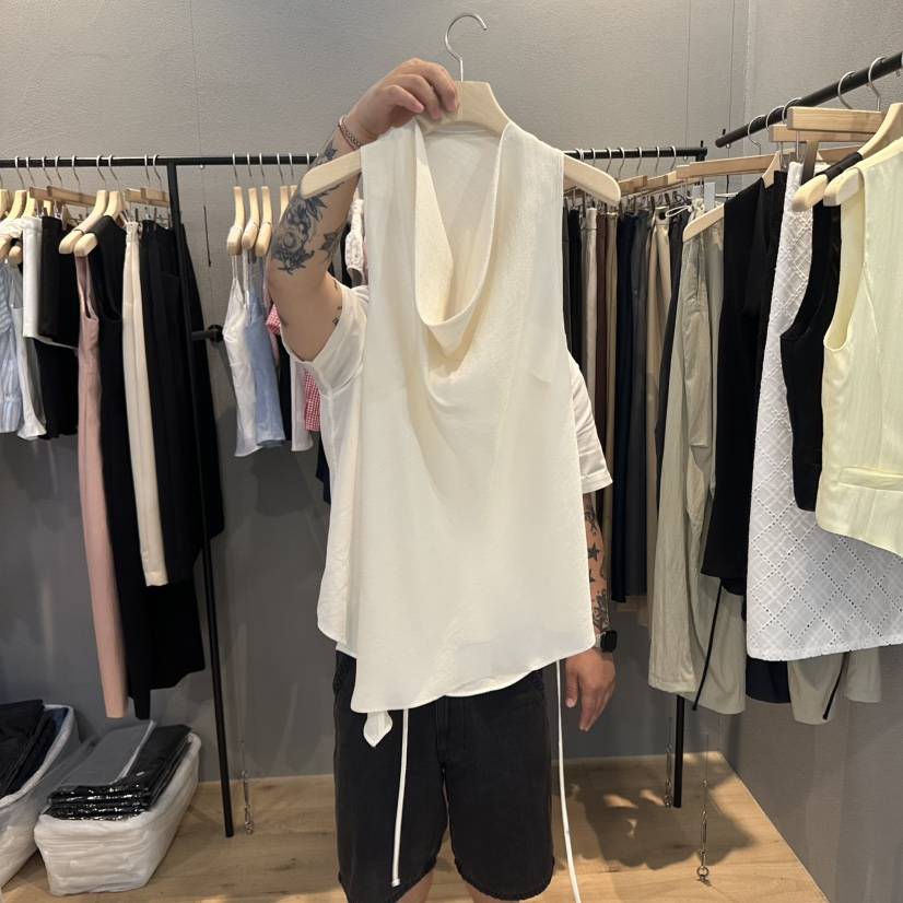 FLAMME TOIT韓國代購㊣女裝新品職業人氣休閑時尚吊帶背心FLAMME TOIT吊帶/背心